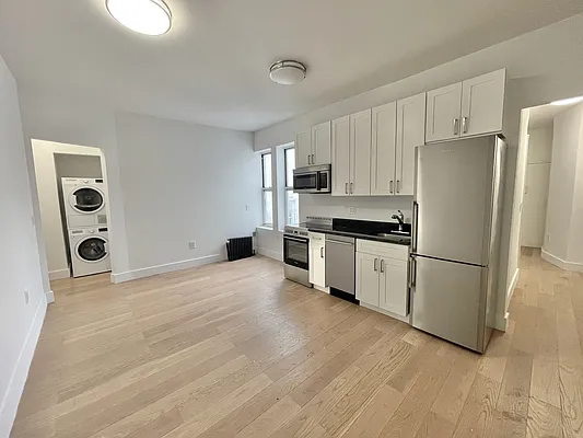 Rented by New Amsterdam Realty Group | media 1