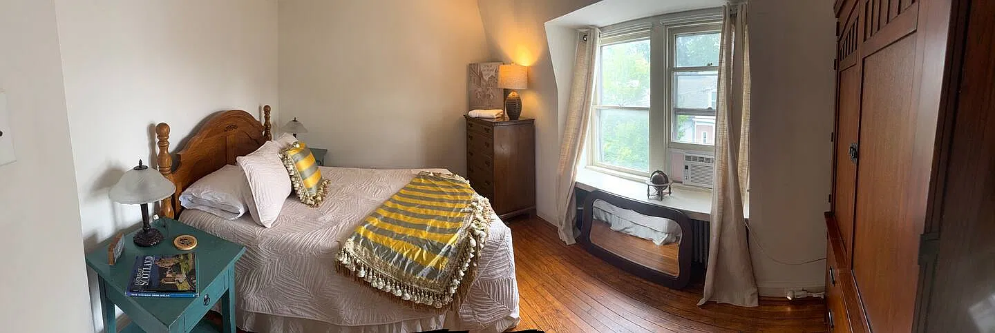 3 bed, 2.5 bath, 2528 sqft, $2,150 — Photo 4