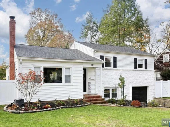 717 Martin Ave, Oradell, NJ 07649