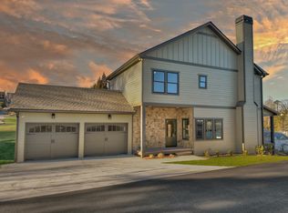 11 Harrison Ln, Blue Ridge, GA 30513