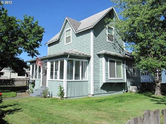 2nd image of 804 SE Flint St