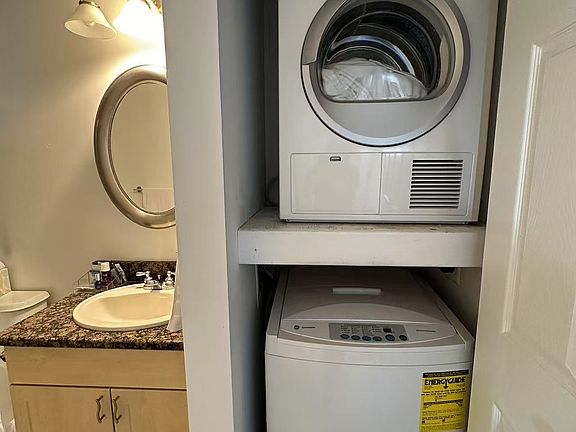 2nd image of 530 S 2nd St APT 821