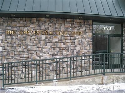 5th image of 620 Commerce St