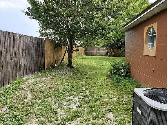 3rd image of 2741 S Elston Dr