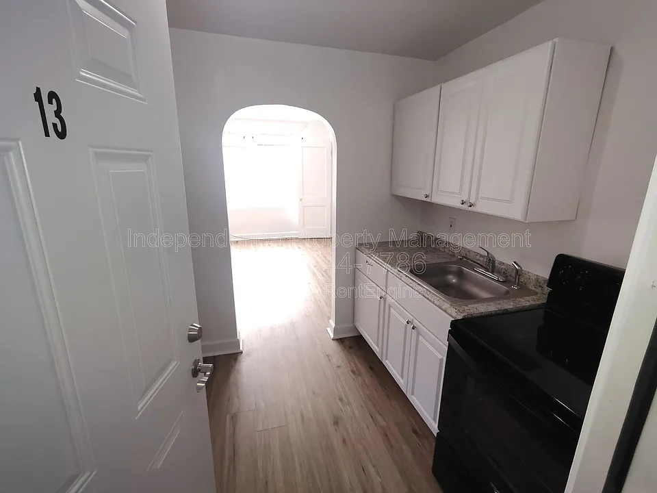 408 N Wayne St #13