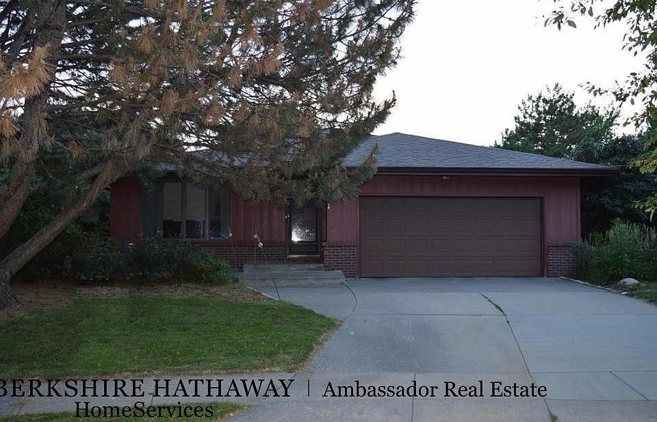 1st image of 5631 Dove Cir