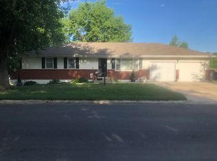 201 Chappell Dr, Pleasant Hill, MO 64080