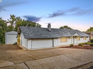 2525 W 21st Ave, Eugene, OR