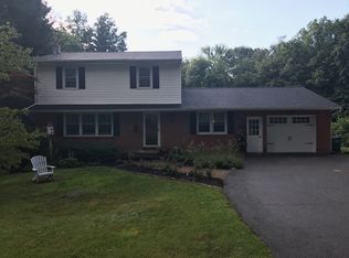 60 Ninham Ave, Wappingers Falls, NY 12590