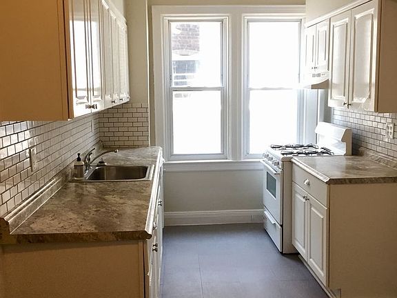 4th image of 4310 Skillman Ave #2
