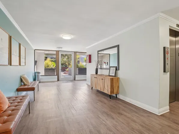 17 Northstar Street, 17 Northstar St APT 304, Marina Del Rey, CA 90292