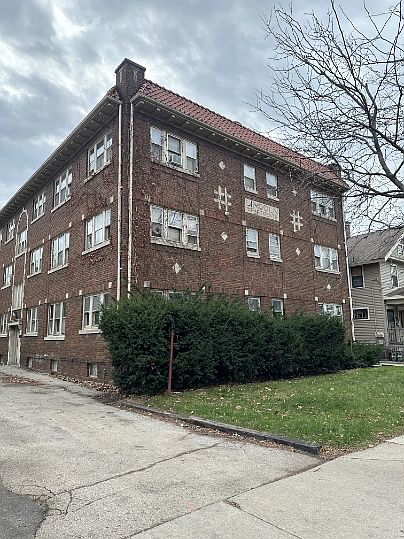 1st image of 1319 Charles St #11602448