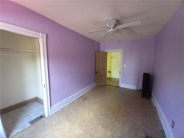 108 Cherry St, Punxsutawney, PA 15767