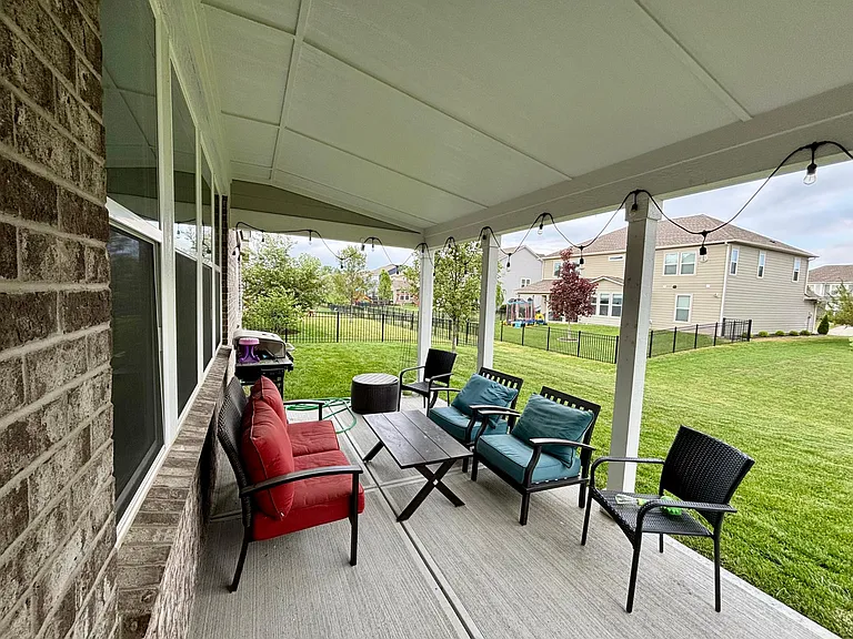 15660 Monson Dr — Photo 10