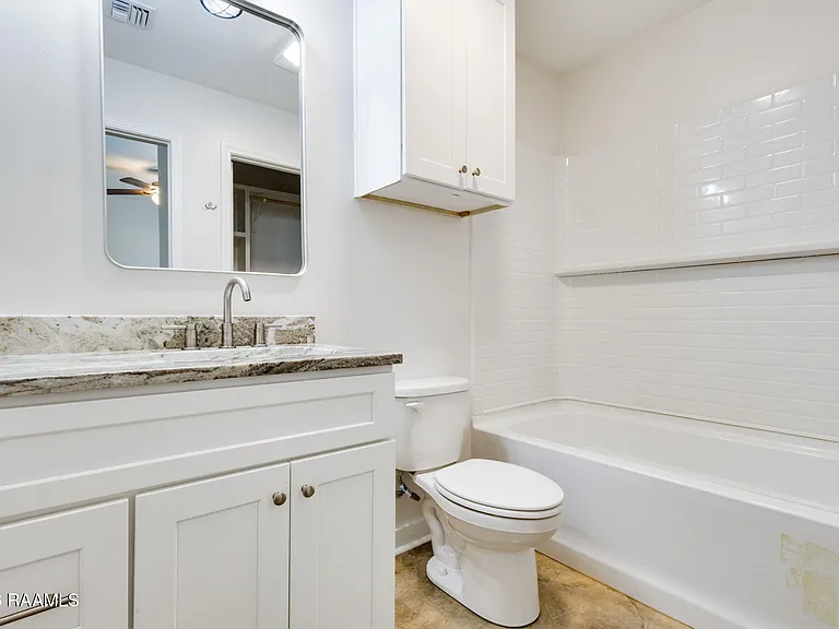 204 Romero St #B — Photo 8