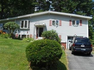 13 Moulton Rd, Southborough, MA 01772