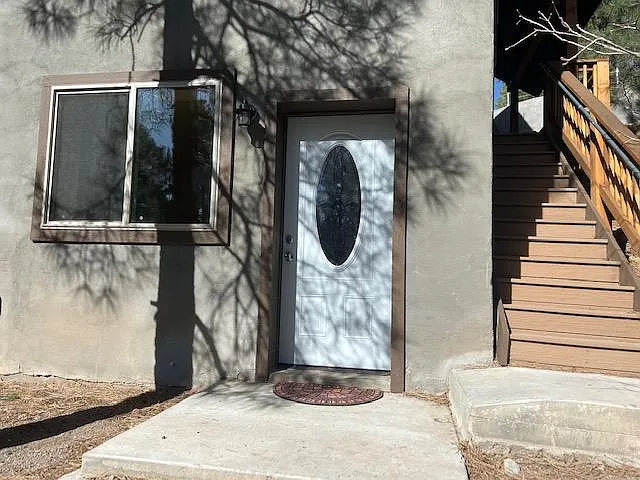 805 E Ponderosa Pkwy #1