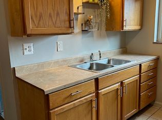 5614 Madison Rd, Cincinnati, OH 45227