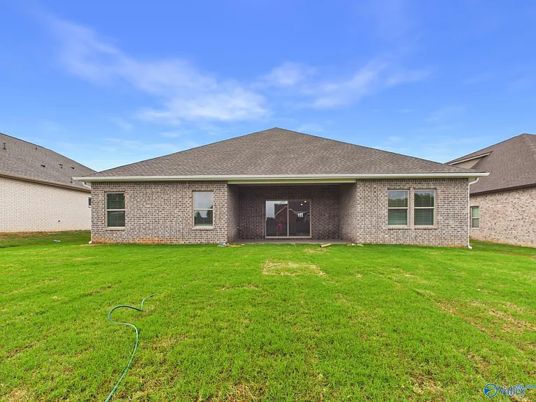 18072 Longleaf Dr — Photo 39