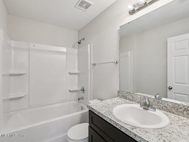 5453 Wabash Blvd — Photo 18