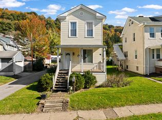 146 Edgwood Street, Wheeling, WV 26003