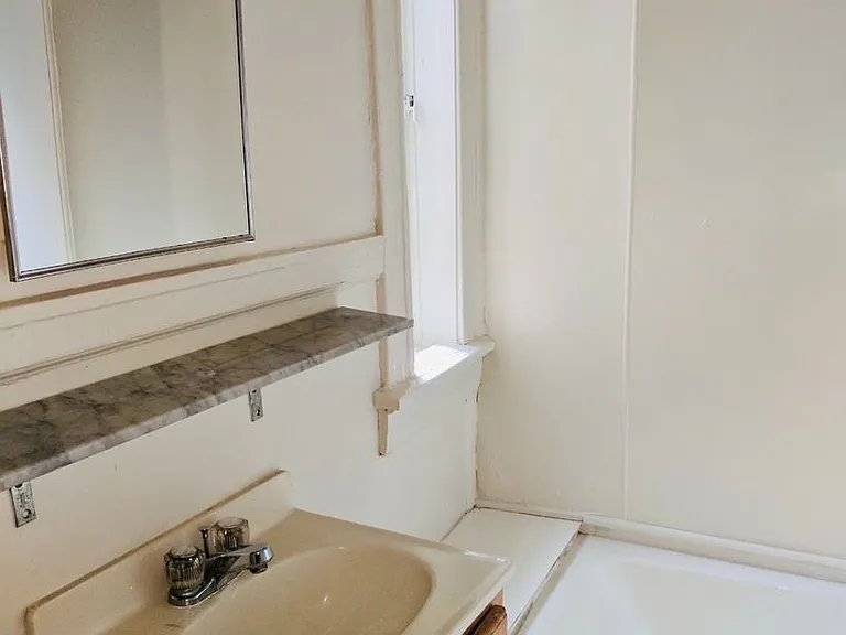 3314 Ellwood Ave.* — Photo 22