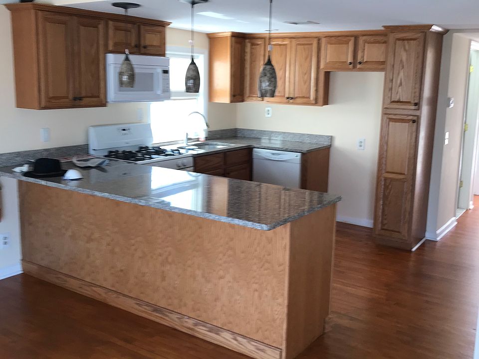 1st image of 3414 Jefferson Ave