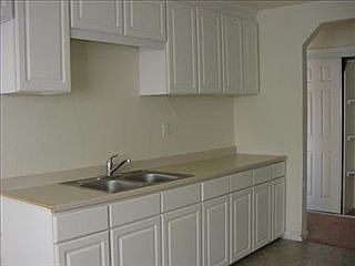 3rd image of 3742 California Ave