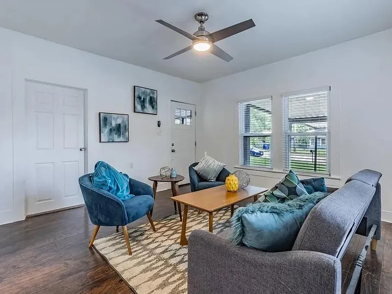 2329 Connor Ave — Photo 22