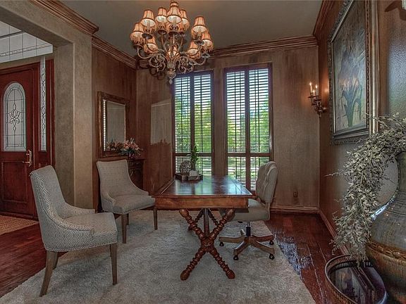 4th image of 6432 Elm Crest Ct