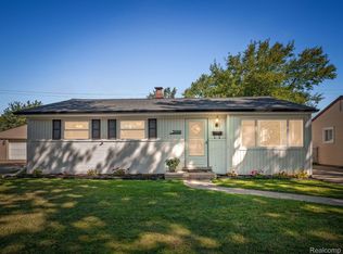 26161 Cameo Ct, Madison Heights, MI