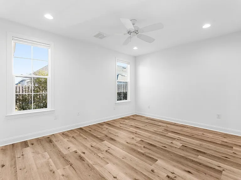 117 Roundwood Dr — Photo 17