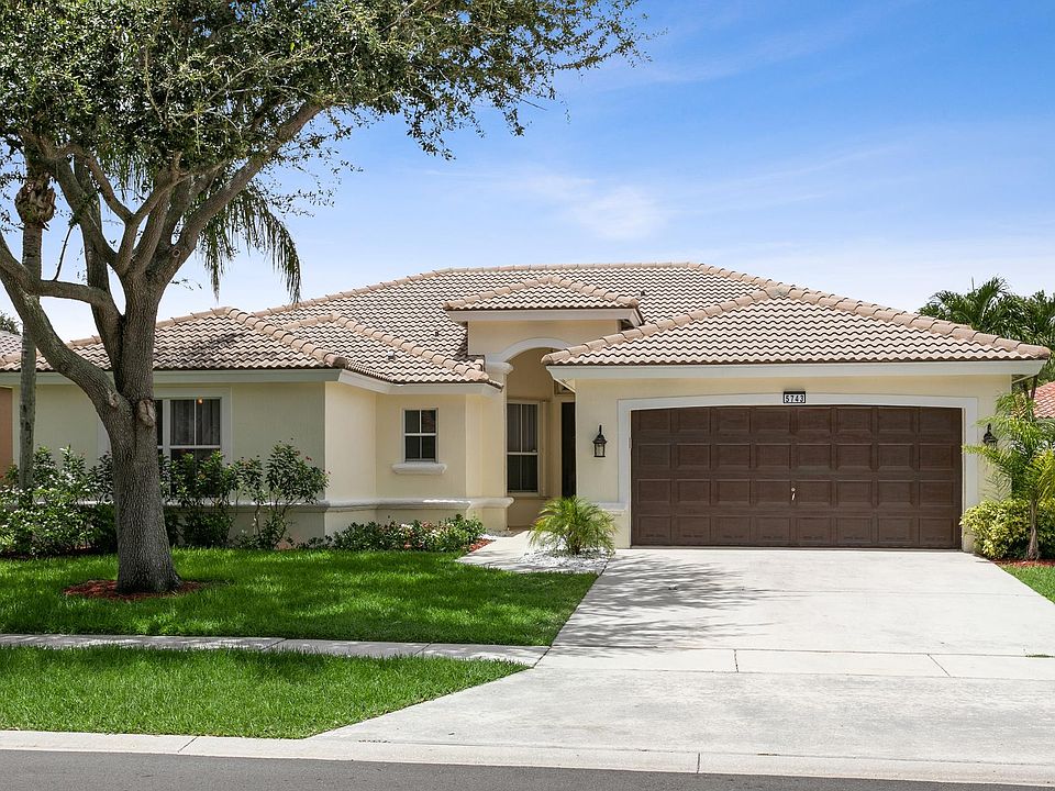 1st image of 5743 La Gorce Cir