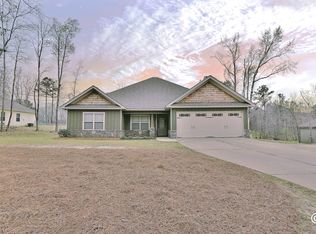 959 Greenburt Rd, Seale, AL 36875