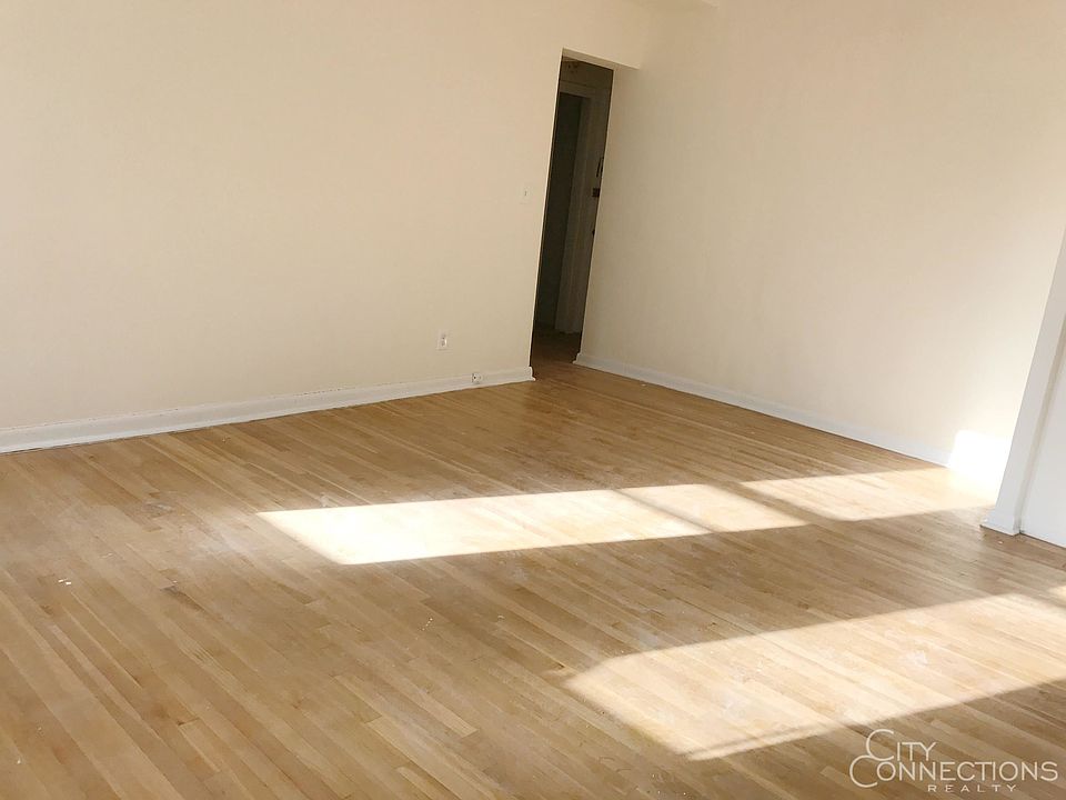 2nd image of 15 Sheridan Sq APT 3J