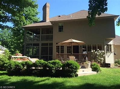 3rd image of 9225 Bay Hill Dr NE