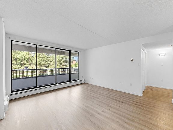 2nd image of 6595 Willingdon Ave #203