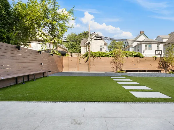 703 Coney Island Avenue image 15 of 18