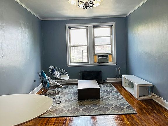 4th image of 48-20 44th St APT 4C