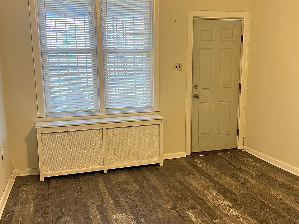 Entrance to apartment