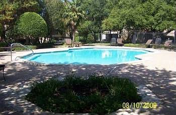 4th image of 1411 Gracy Farms Ln APT 121