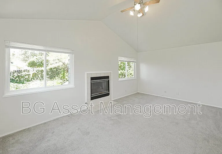 810 3rd St — Photo 26