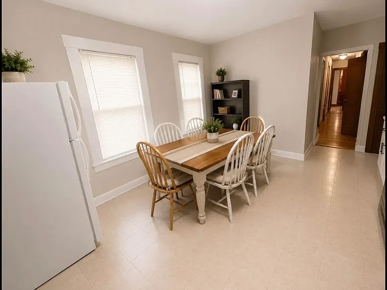 23-25 Cushing St #2 — Photo 2