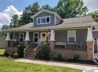 42 Sparks Creek Dr, Arab, AL 35016