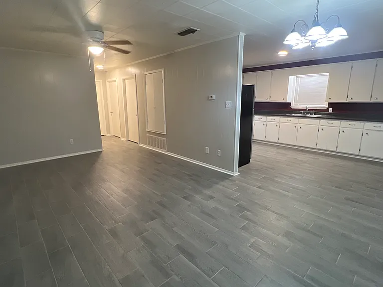 205 Clearview Dr #B — Photo 3