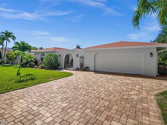 2nd image of 1432 Venetian Ct