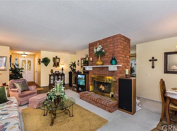 4th image of 3954 E Piedmont Dr