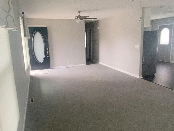 3rd image of 751 Brookdale Dr