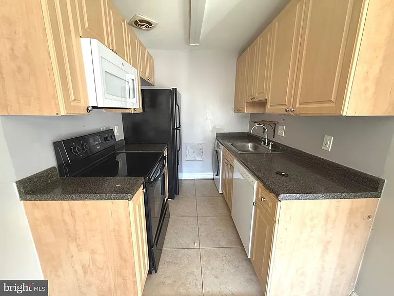 1005 Chillum Rd #301 — Photo 4