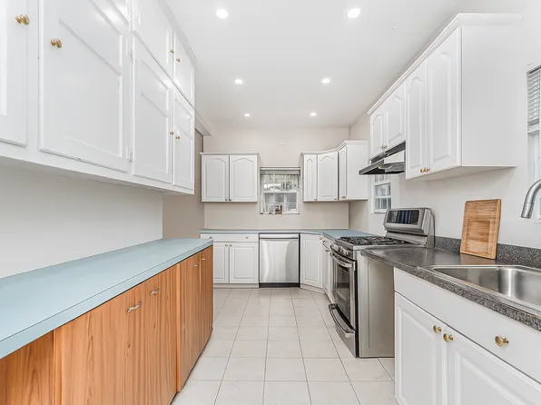 1917 Glenwood Road image 18 of 36